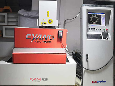 中走絲廠家資訊：中走絲線切割機(jī)床自動(dòng)化、智能化及信息化